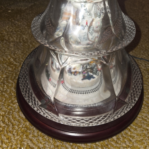 Thomas Kinkade Crystal Holiday Reflections Musical Tabletop Christmas Tree Clear - Picture 2 of 14